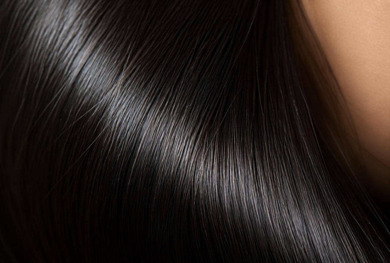 Detalle brillo espejo del cabello